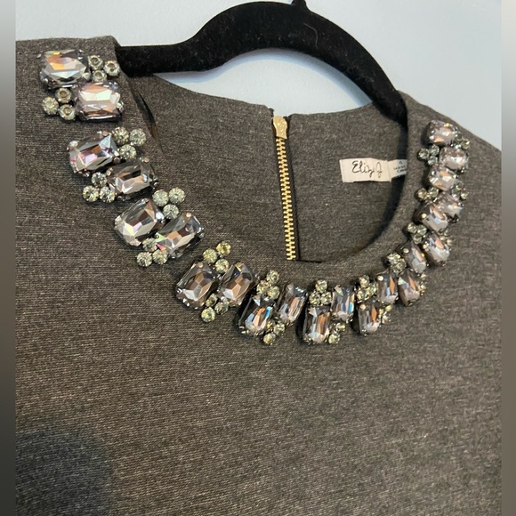 Elegant Gray Dress with Embellished Neckline - Picture 2 of 5